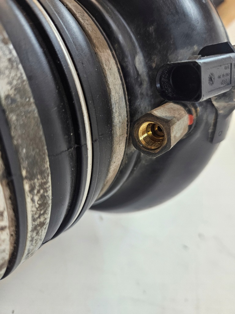 фото №5, Porsche macan амортизатор передний перед 95b616039r