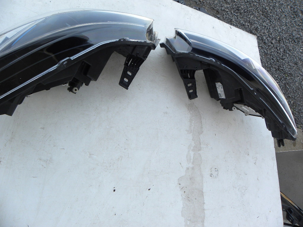 Renault zoe рестайлінг  ліхтарі  led pure vision, бампер 2020 рік Оригінал