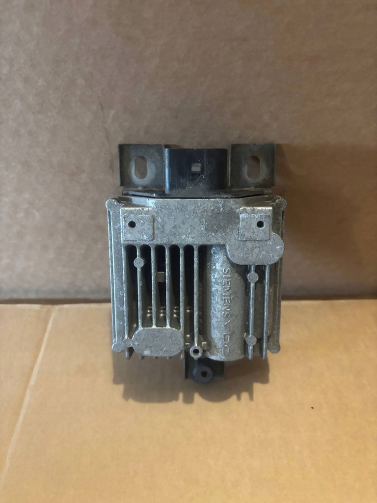 фото №1, Porsche cayenne 92a блок управления/модуль насоса впрыска 7p0906093a