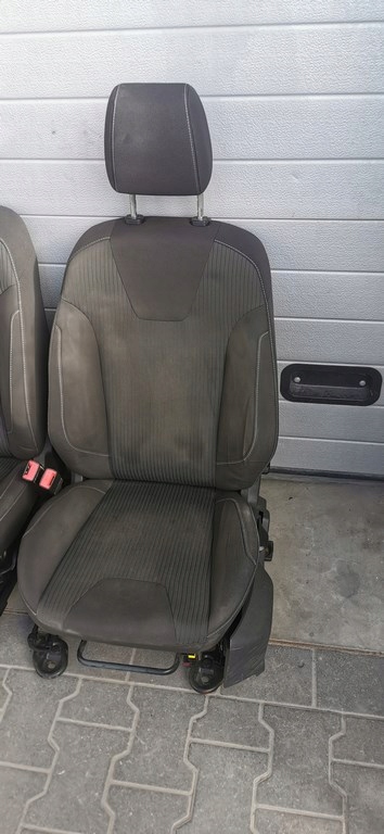 фото №13, Ford focus mk3 titanium 2011-14r.- сиденья перед заднее сиденье задняя комплект