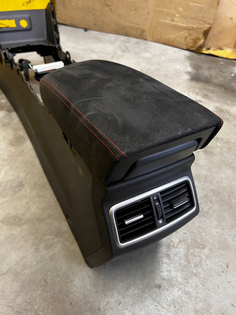 фото №8, Подлокотник бардачок туннель среднего renault megane rs