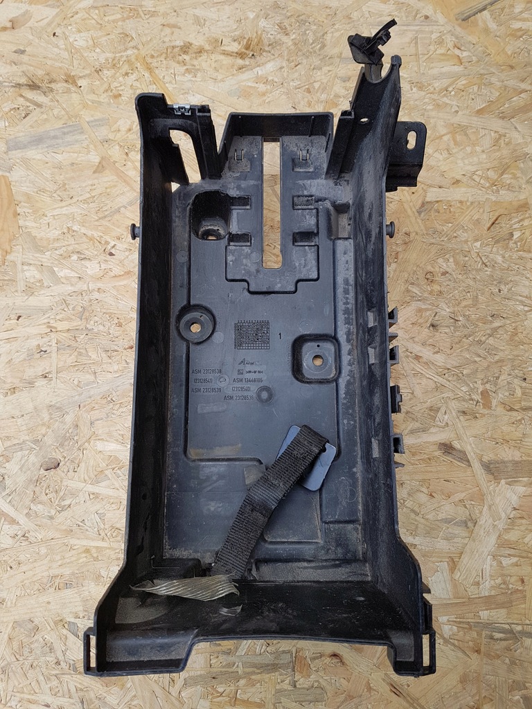 фото №1, Opel insignia основание аккумулятор 13448185