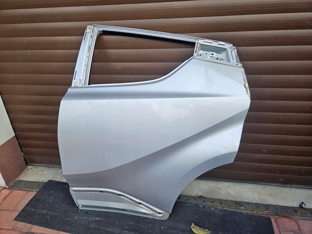 фото №1, Дверь задняя задние серые 1f7 левая toyota ch-r chr