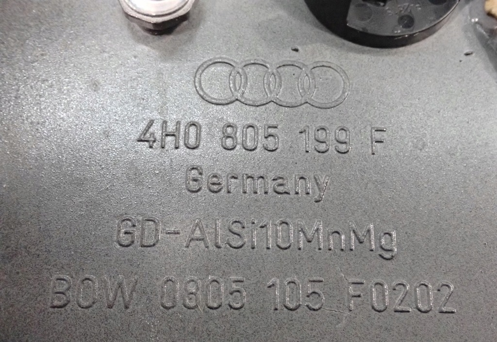 фото №11, Подкрылок крыла четверть левая перед a8 d4 ly9t