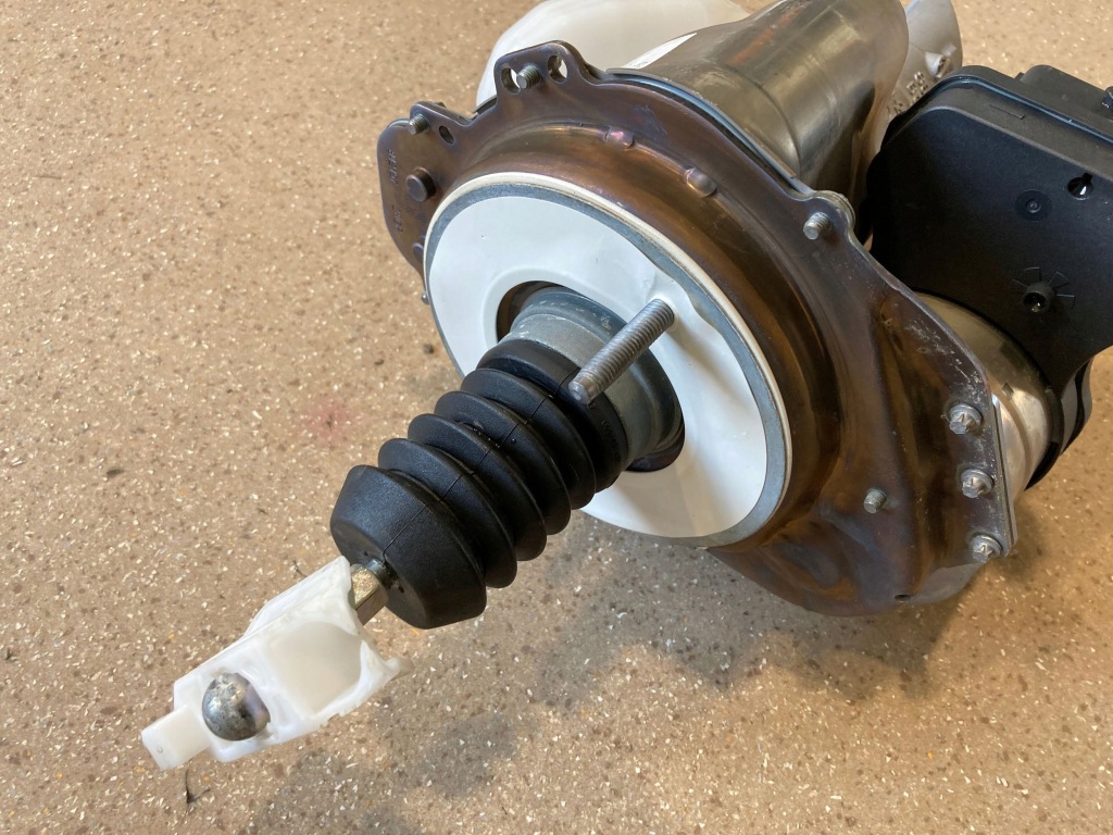 Усилитель тормозов тормозные mercedes-benz glc c254 a2549005901 Оригинал