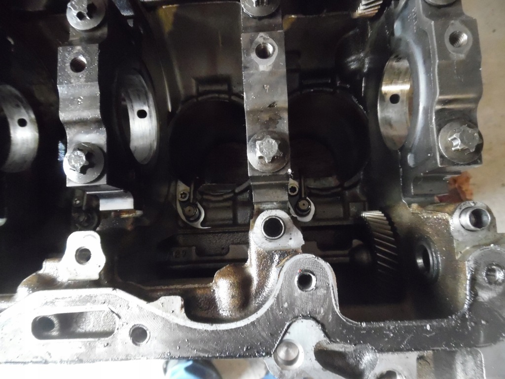 фото №14, Bmw e81 e90 e60 - 2.0d b47d20a блок двигателя