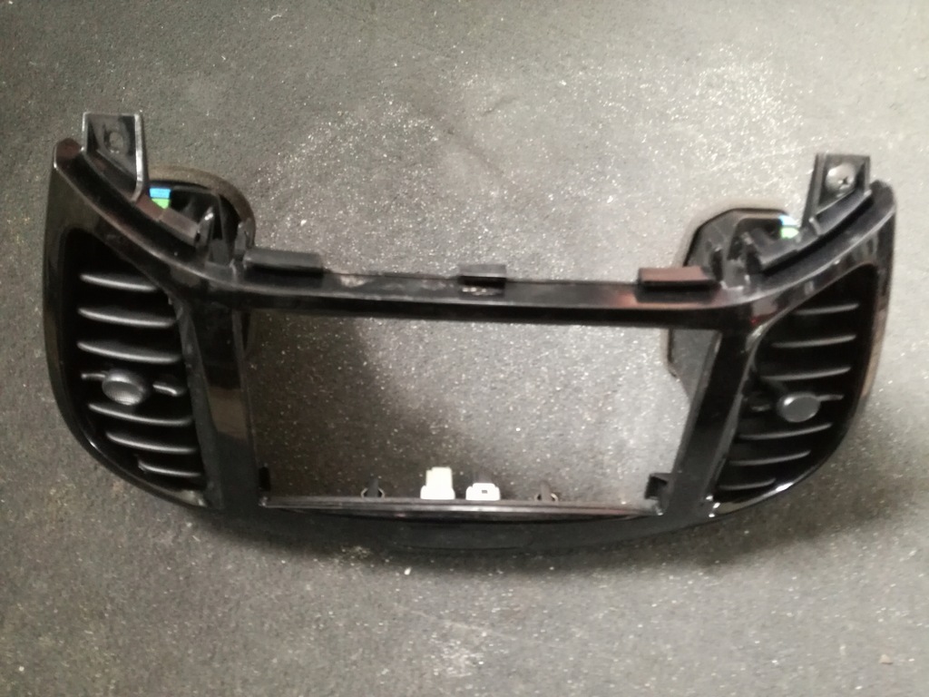 фото №1, Nissan juke f15 рамка радио karatki обдув