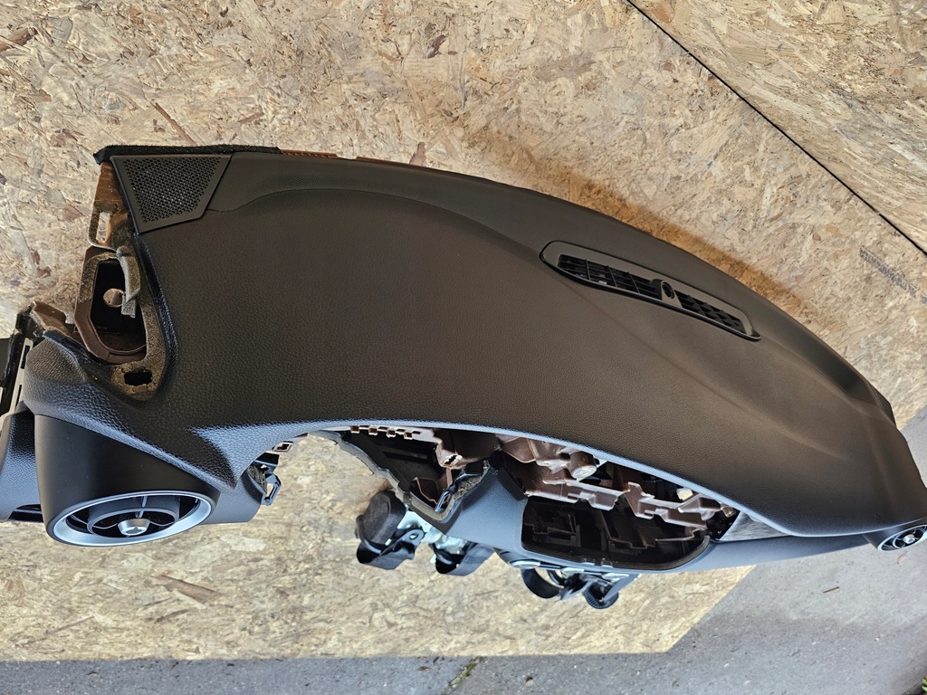 фото №7, Alfa romeo giulia панель приладів консоль подушка безпеки ремені