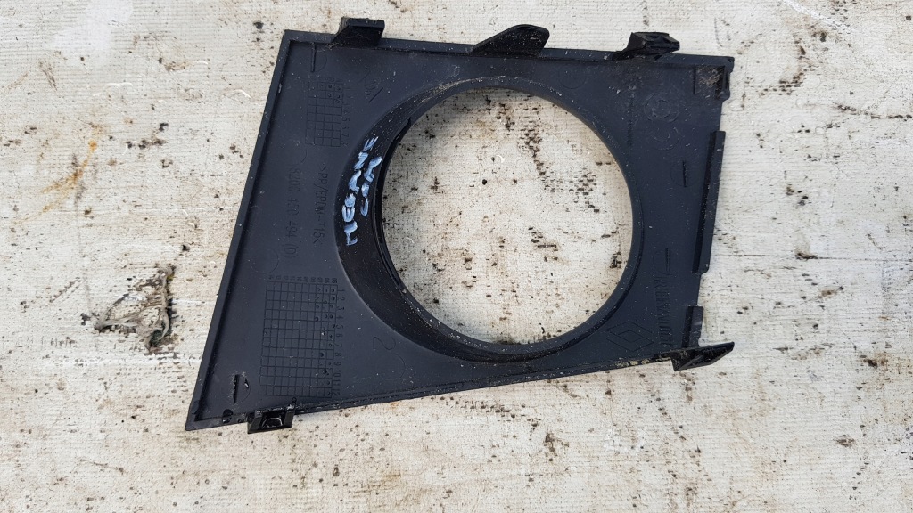 Решётка угол бампера перед renault megane 2 рестайлинг Киев