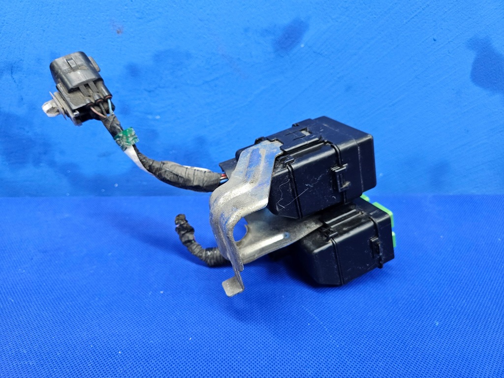 фото №6, Коробка предохранителей mitsubishi i-miev citroen c-zero peugeot ion