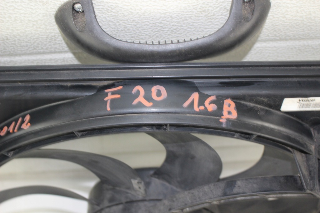 Bmw f20 f21 1.6 бензин вентилятор радиатора 5020644 Киев