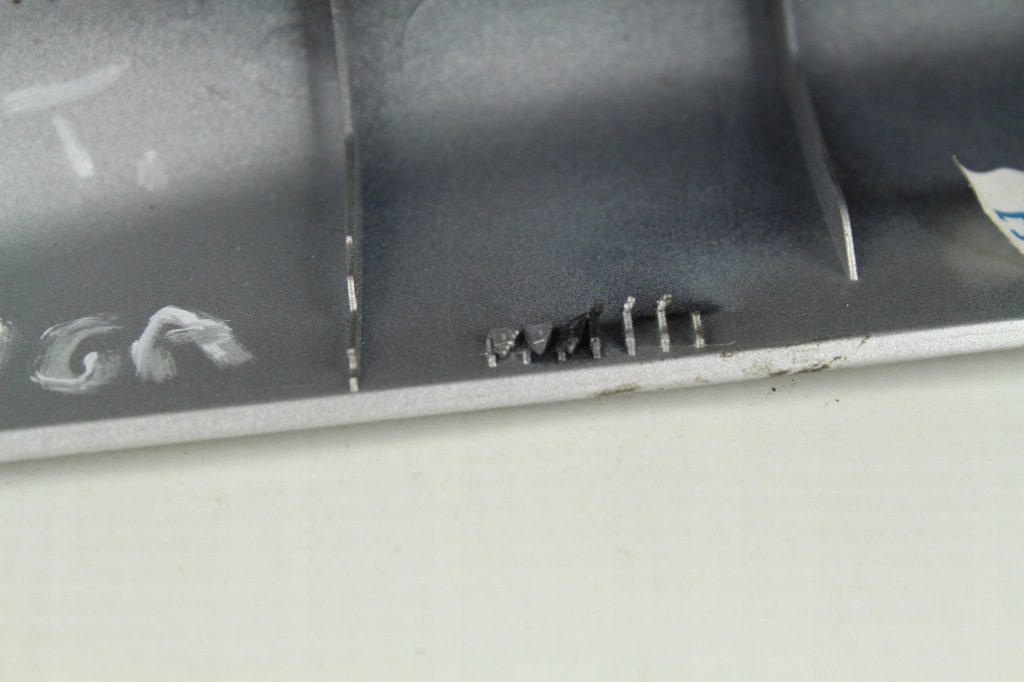 Заглушка накладка накладка накладка рейлінг ліве задні ford kuga mk1 1 Зі Шроту