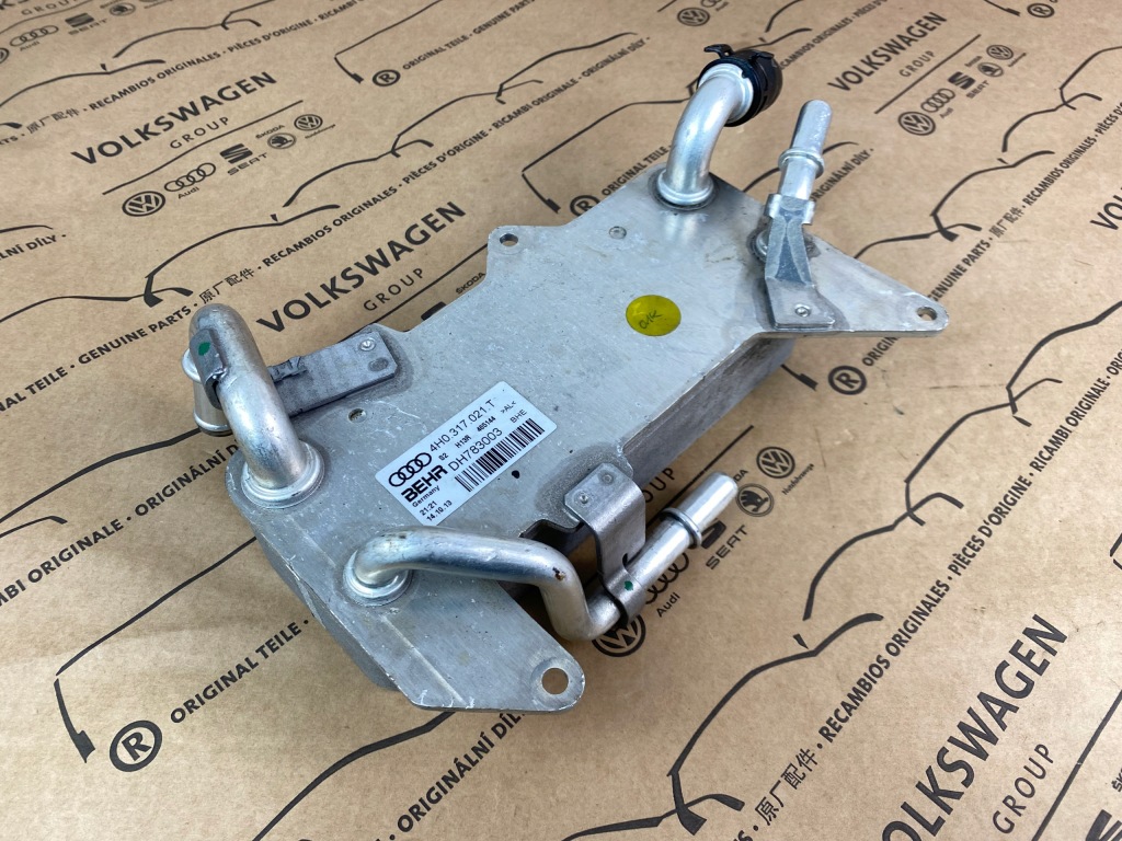 фото №1, Gd audi a8 3.0tdi радіатор оливи 4h0317021t