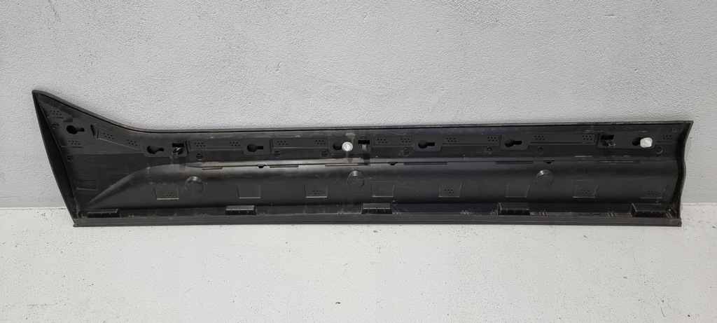 фото №8, Молдинг дверь правый перед volvo xc40 17-