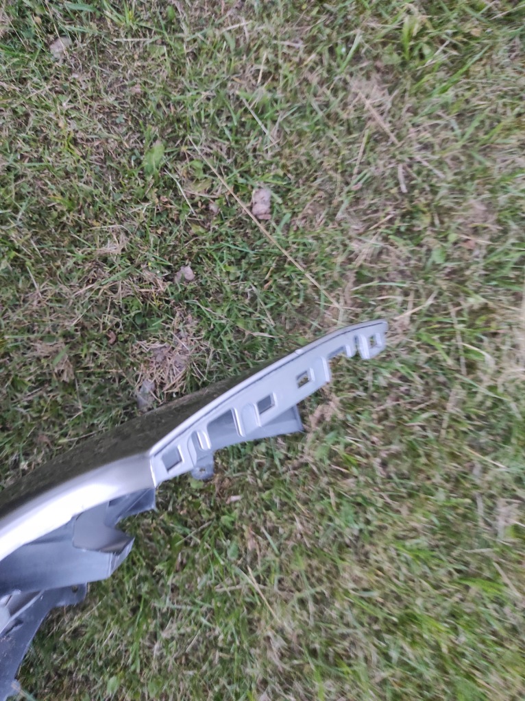 Бампер перед citroen c4 b7 ксенон kch Оригинал