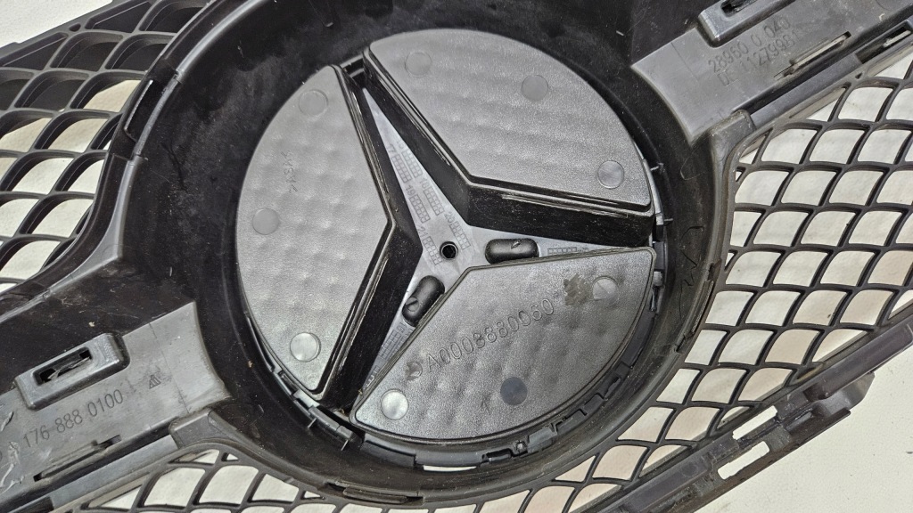 фото №14, Решётка радиатора решётка радиатора mercedes a-klasa w176 a35 a45 amg lift