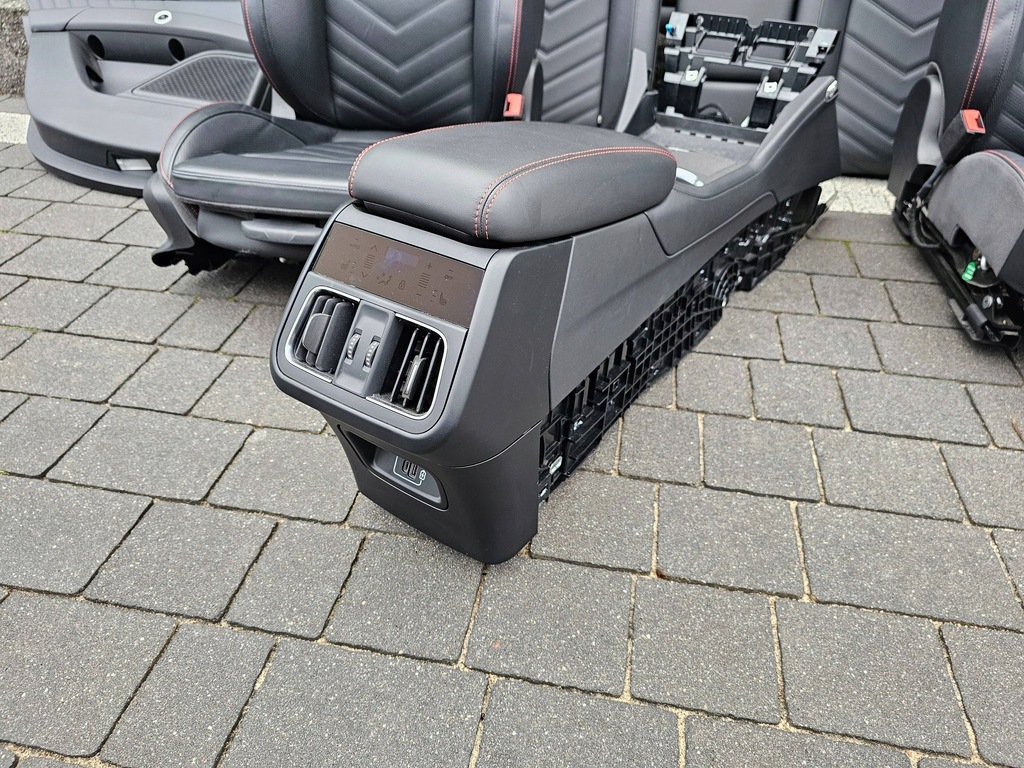 фото №9, Maserati grecale середина сидіння заднє сидіння сидіння обшивки