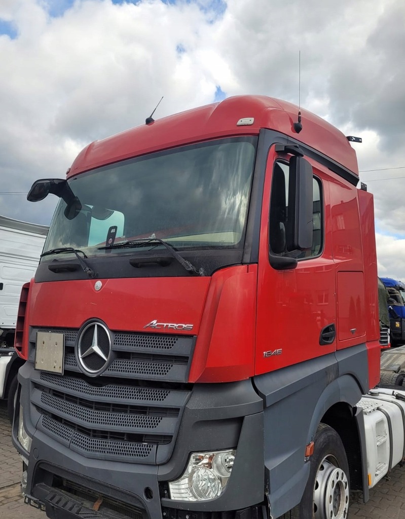 фото №1, Комплектна кабіна mercedes actros mp4 eu