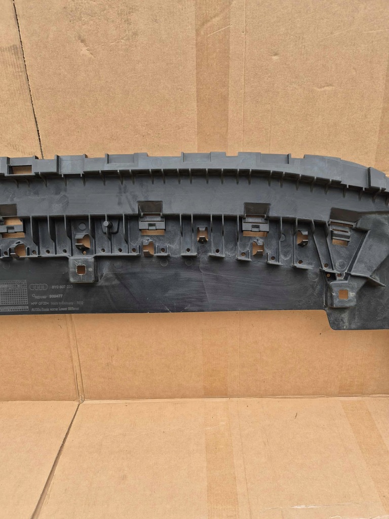 фото №10, Audi a3 8y s-line пол плита бампера перед 8y0807233a