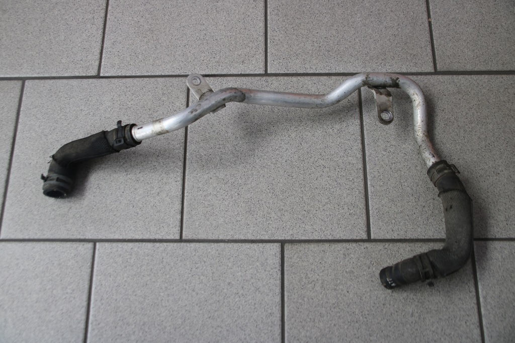 фото №1, Audi a8 d4 3,0 tfsi труба шланг охолодження wody 4h0121481ag