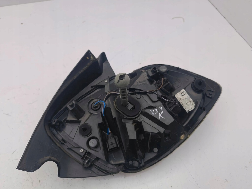 фото №7, Renault zoe 2019 левая сторона лампа задняя