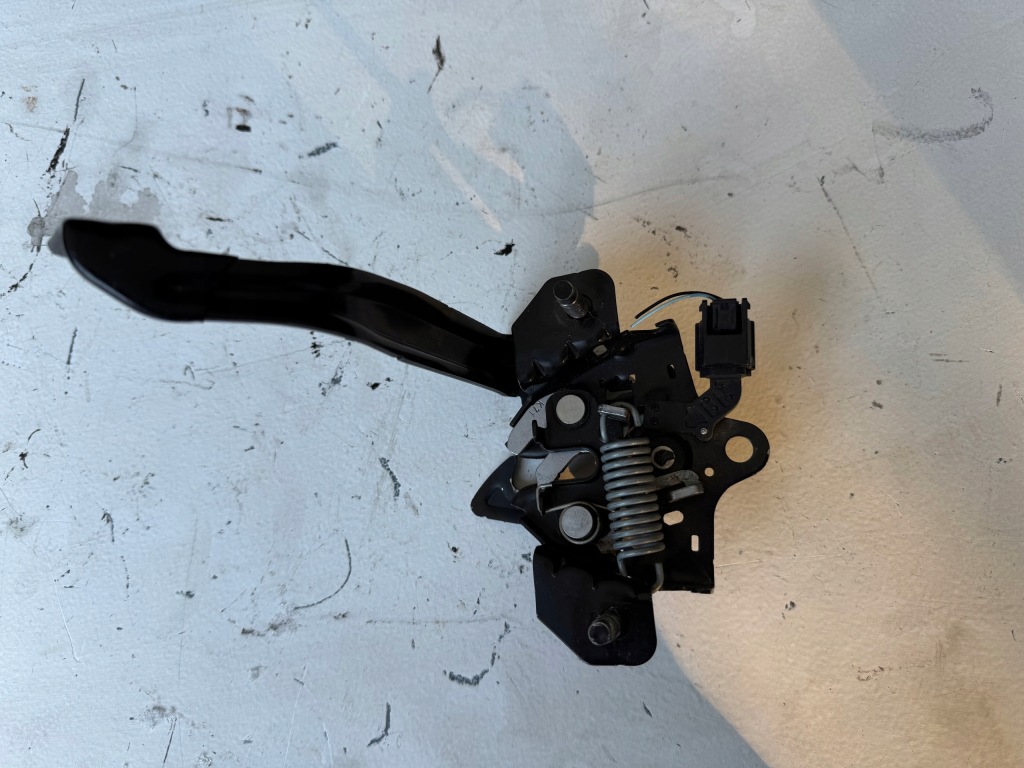 фото №1, Nissan micra k14 замок капот 3045723