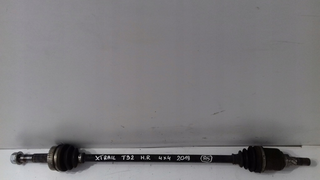 фото №1, Nissan x-trail t32 привідний вал задня права ліва 4x4