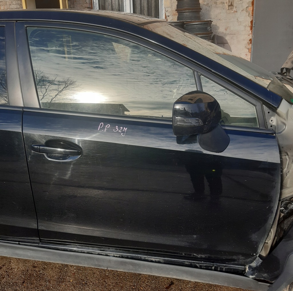 фото №1, Subaru xv 5d 12r двері правий перед kpl europa 32j