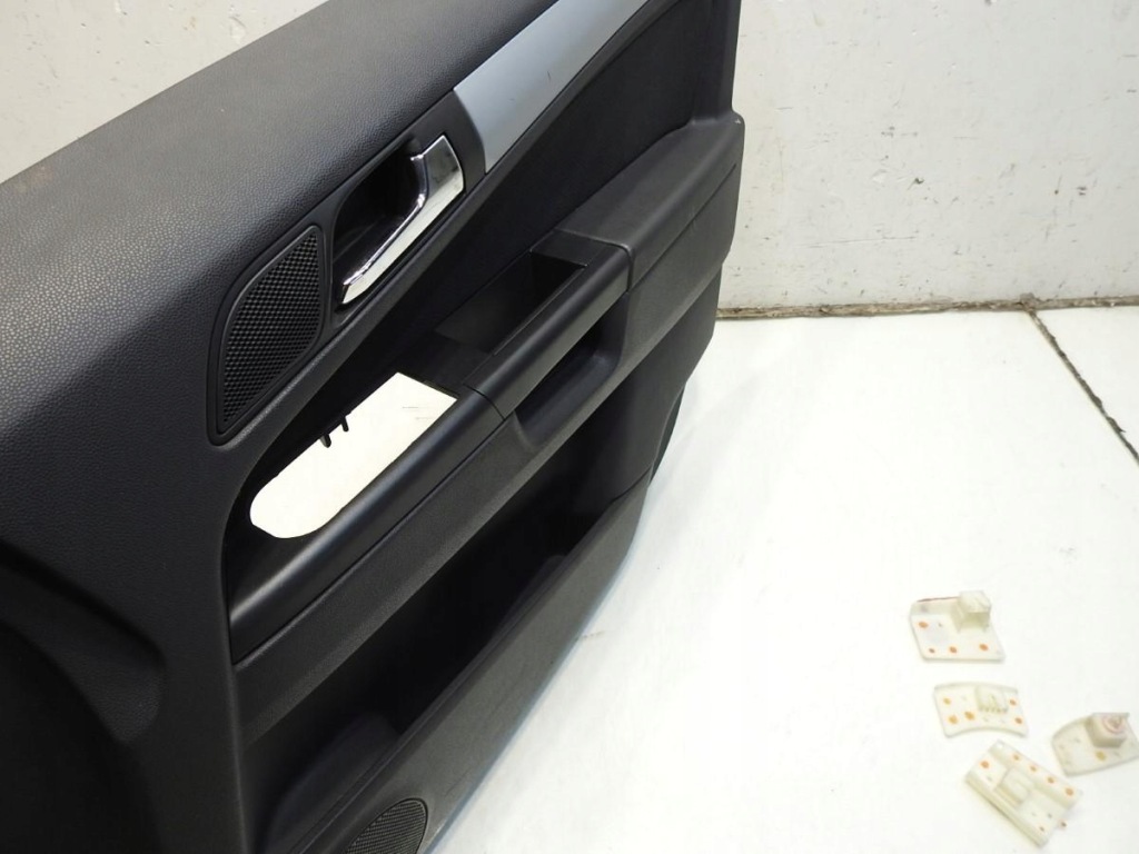 фото №10, Обивка дверь правый перед opel zafira b 13164487