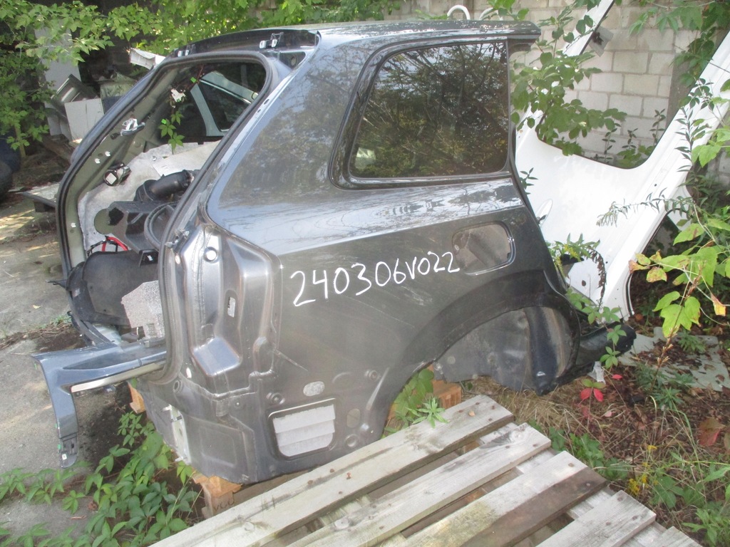 фото №1, Крила лівий правий pas задня dupa volvo xc90 ii