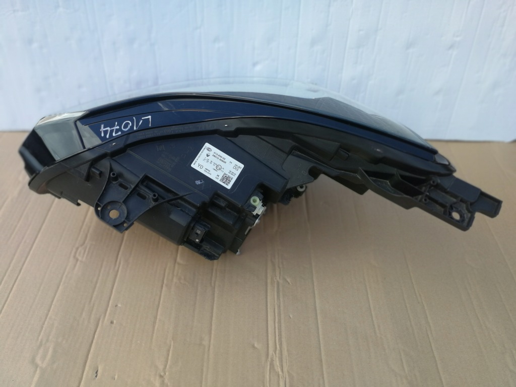 фото №8, Renault captur ii 19- лампа фара правий перед full led 260104095r