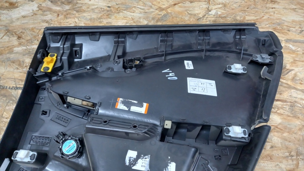 фото №7, Оббивка двері лівий задня volvo v40 ii 1319940