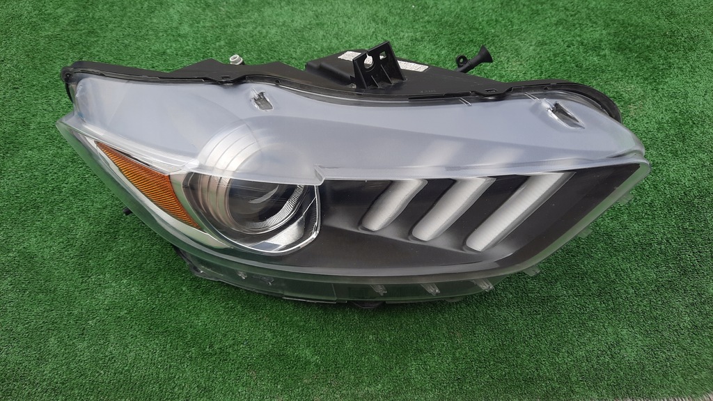 фото №1, Ford mustang bi-xenon лампа передняя kpl