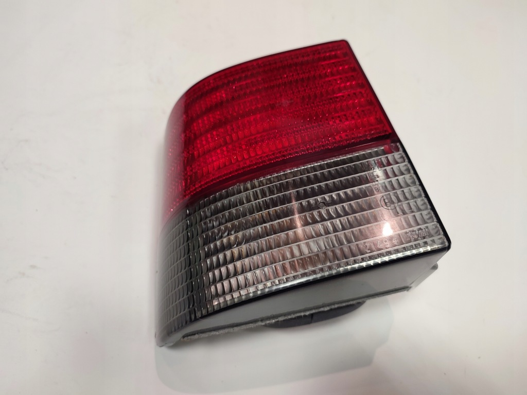 фото №1, Скло фари лампи задній лівий peugeot 405