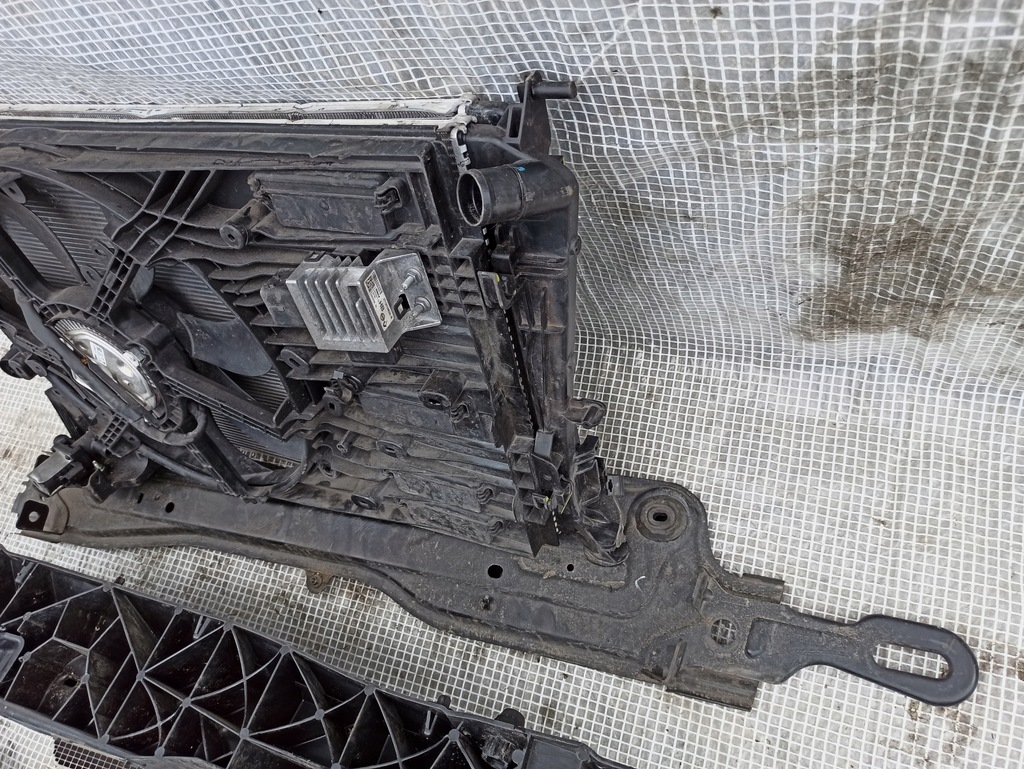 фото №12, Renault scenic 4 iv 16- grand 1.7 blue dci радіатор pas передній комплект