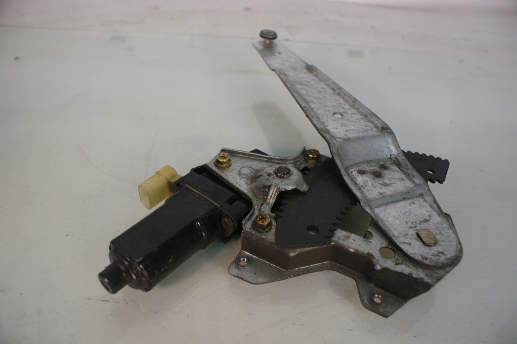 фото №8, Підйомник скло лівий задня hyundai getz 5d