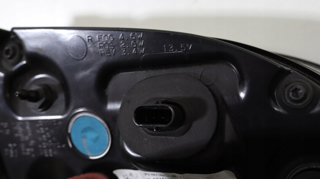 Tesla 3 y 2020 - 2025 лампа правая задний  задняя стоп-сигнал тормоза 11077402-00-c Оригинал