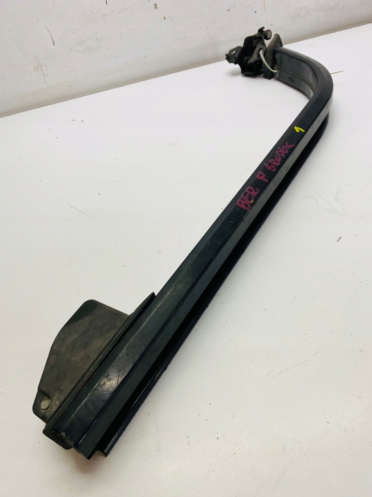 фото №1, Направляющая ролик правый середина berlingo partner iii