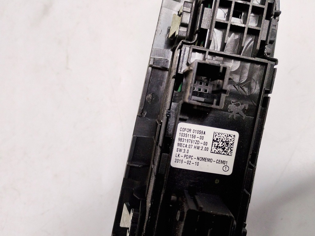 фото №7, Peugeot 3008 панель керування вікон 98319761zd europa