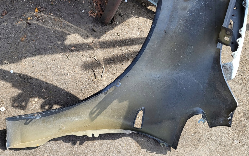 Крыло правый перед направляющая opel astra j оригинальный номер Оригинал