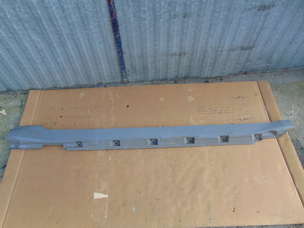 фото №1, Молдинг порог правая vw arteon 3g8853858