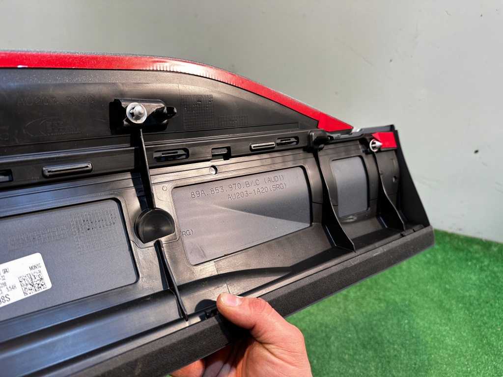 фото №11, Audi q4 e-tron 89a молдинг двері правий задня 89a853970b