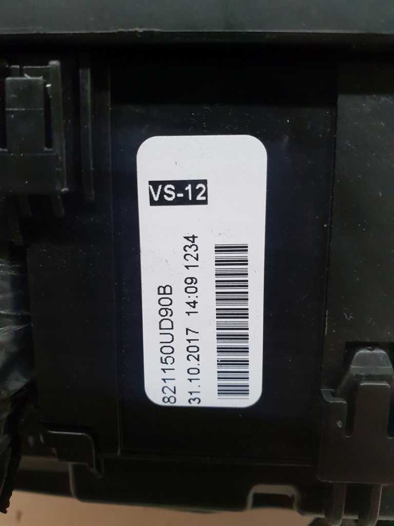 Toyota yaris iii 11-17 корпус коробка запобіжників v4 перед 82662-0d710 Недорого