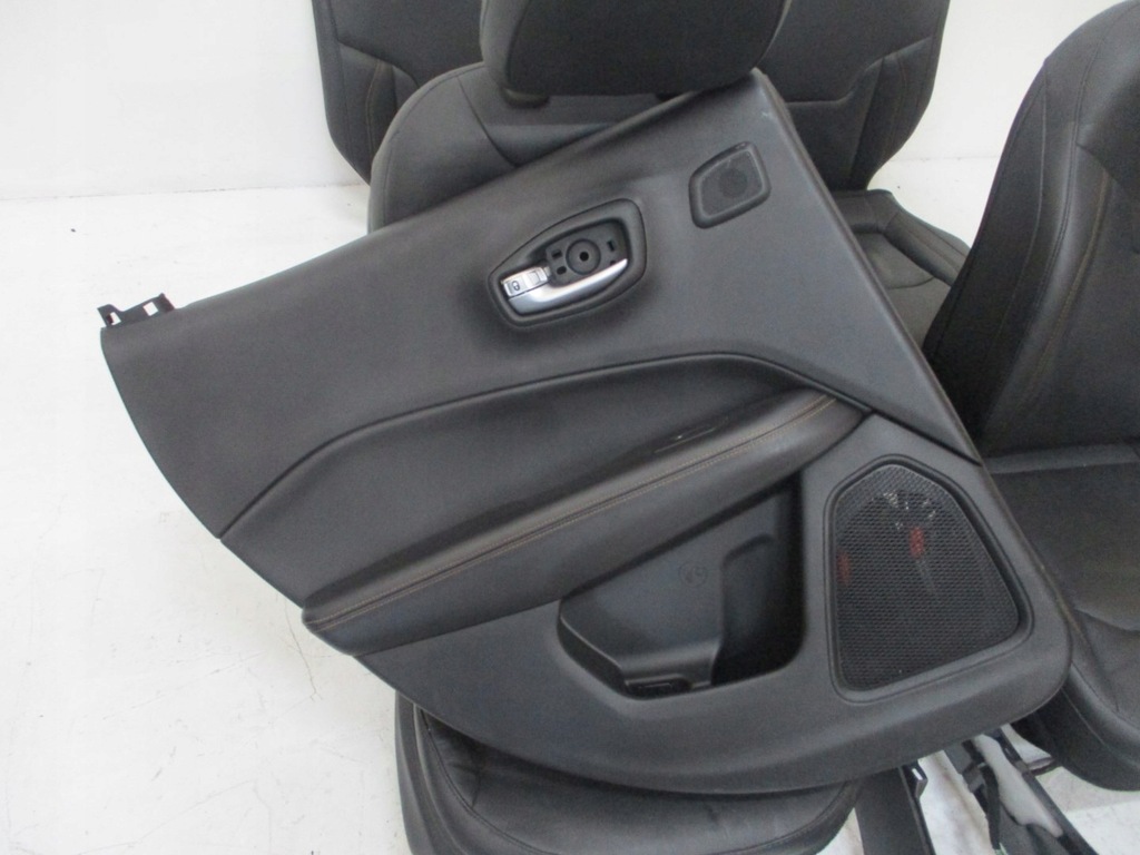 фото №8, Обивка кожа сиденья jeep compass ii 17r