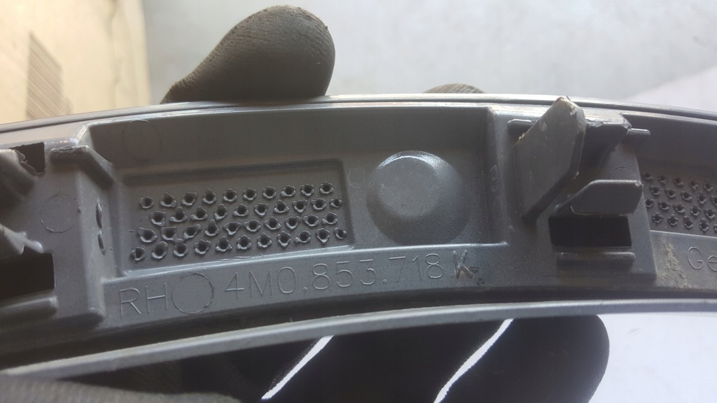 фото №16, Молдинг крыла правый перед audi q7 4m0853718k демонтаж