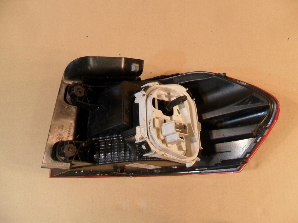 Лампа задняя задняя левая vw touran 15- 5ta945095a Цена