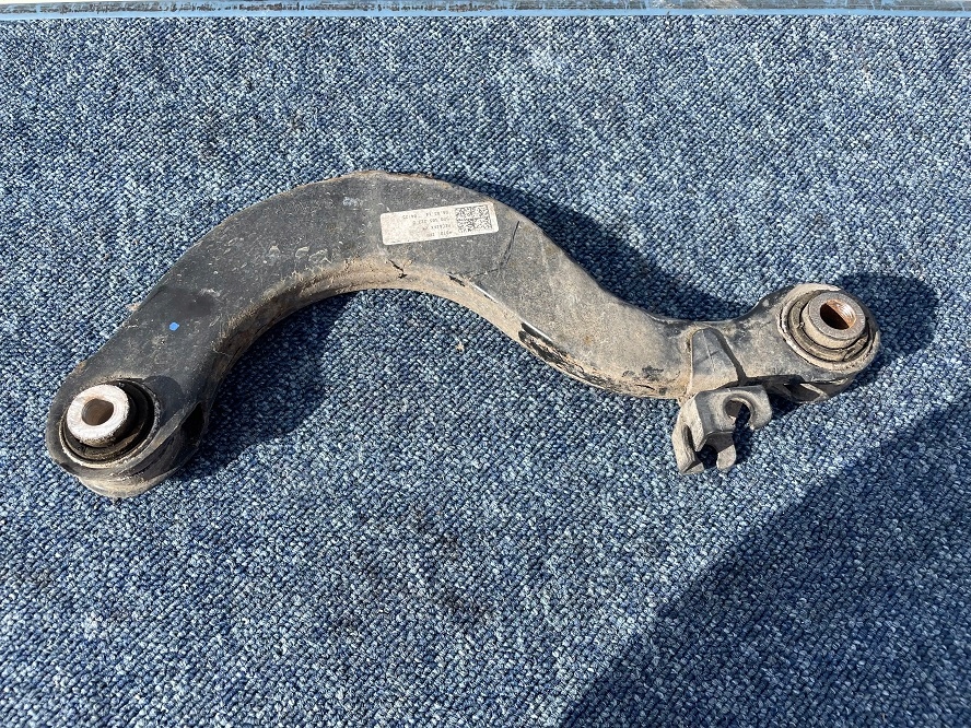 фото №1, Vw passat b7 audi a3 8y t-roc важіль задня лівий поперечний