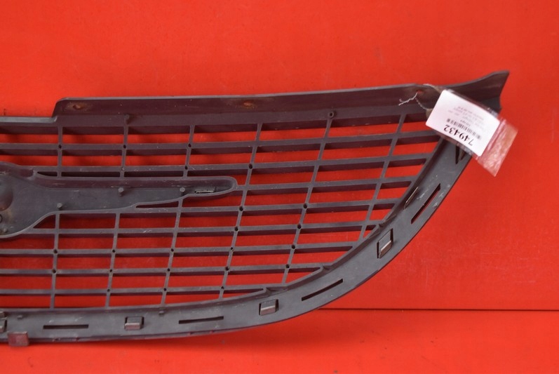фото №8, Решітка радіатора решітка радіатора czarna 4857522aa chrysler voyager 4 iv 01-04