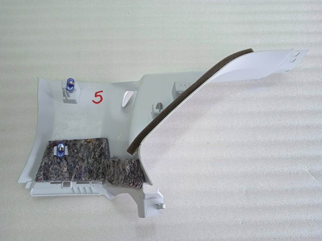 фото №4, Peugeot 5008 ii обивка защита стойка правая