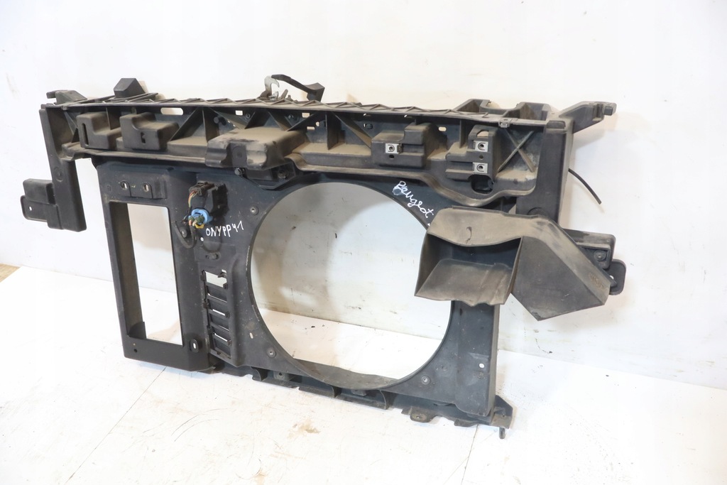 фото №1, Pas передній peugeot 5008 i